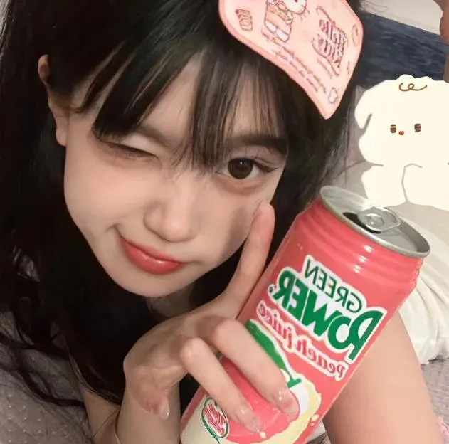 【独居女性噩梦】《门锁》孔晓振主演未删减版：床下有人！独居女孩每天遭遇的致命偷窥