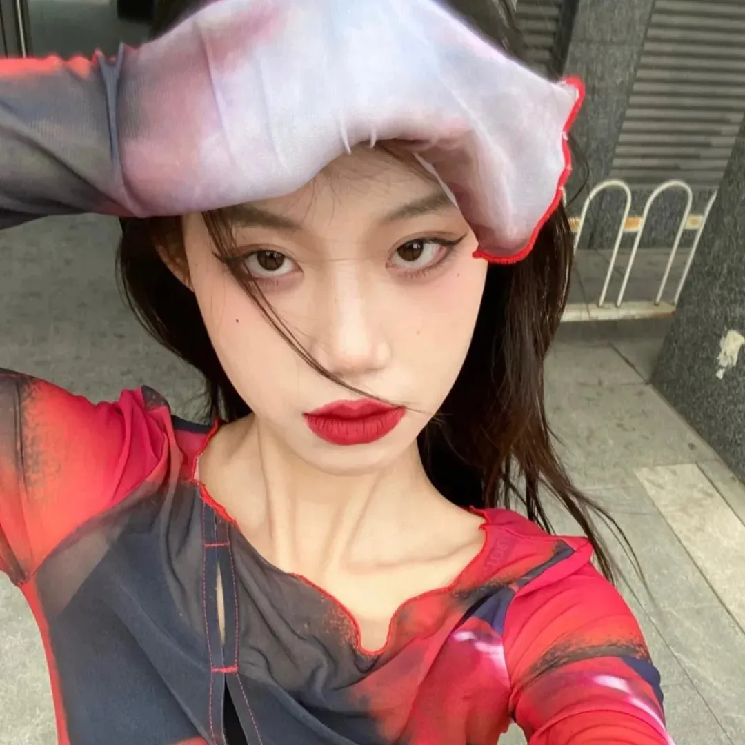唯美大逃杀《大逃杀2：镇魂歌》超清在线：更为残酷的规则，更为极端的反抗与杀戮
